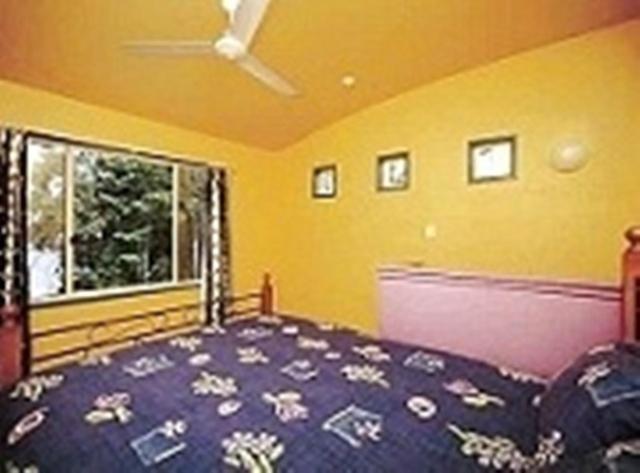 Lake Tinaroo Terraces Motel Room photo